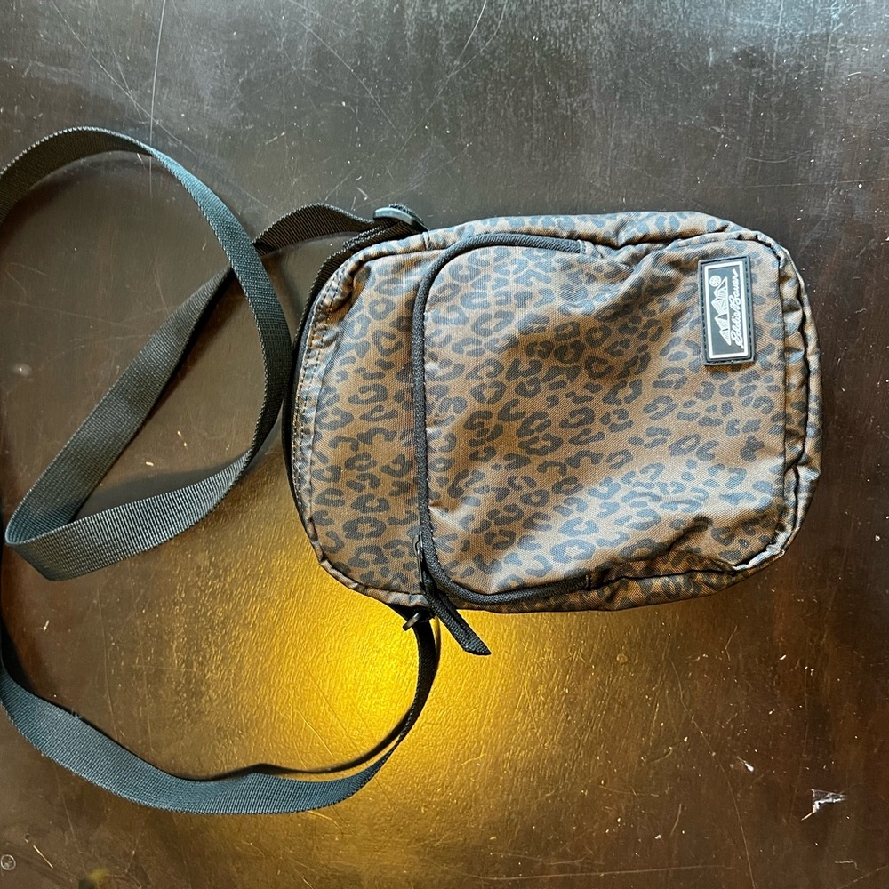 Women’s Eddie Bauer Jasper Cross-Body Bag